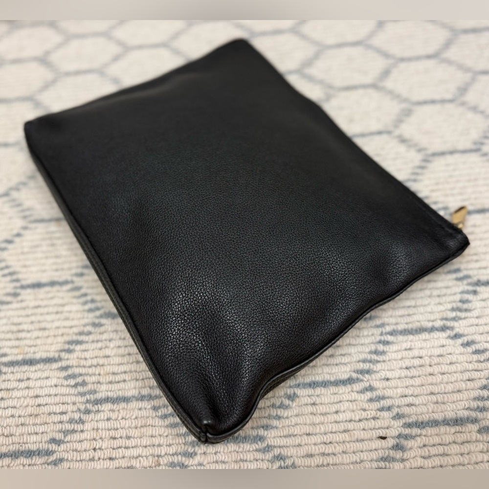 GUCCI Unisex Coquette Vintage-Style Black Leather Logo Print Portfolio Clutch - Picture 9 of 16